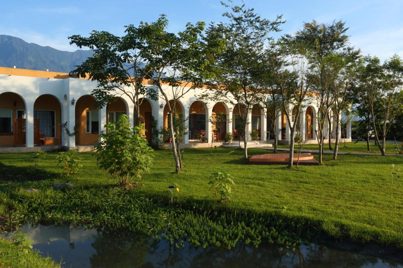 Focaccia Manor B&B Fengping Exteriör bild